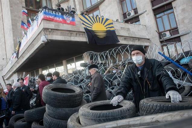 NY Times: олигархи у власти пытаются развеять страхи на востоке Украины