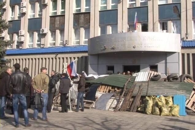 В Луганске блогеры разузнали, что СБУ захвачено спецслужбами РФ, а 'заложники' являются предателями