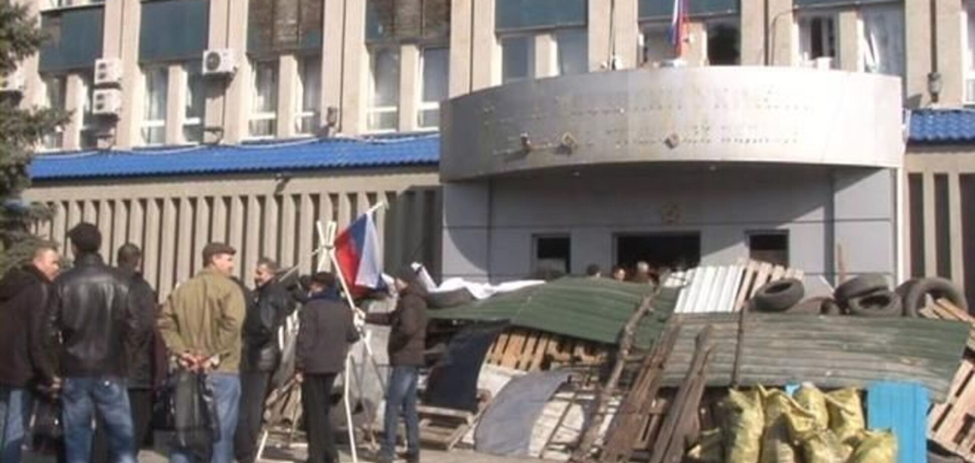 В Луганске блогеры разузнали, что СБУ захвачено спецслужбами РФ, а 'заложники' являются предателями