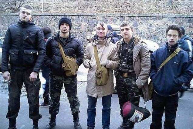 Ангелы Институтской. История 5 друзей, которые под пулями спасали раненых