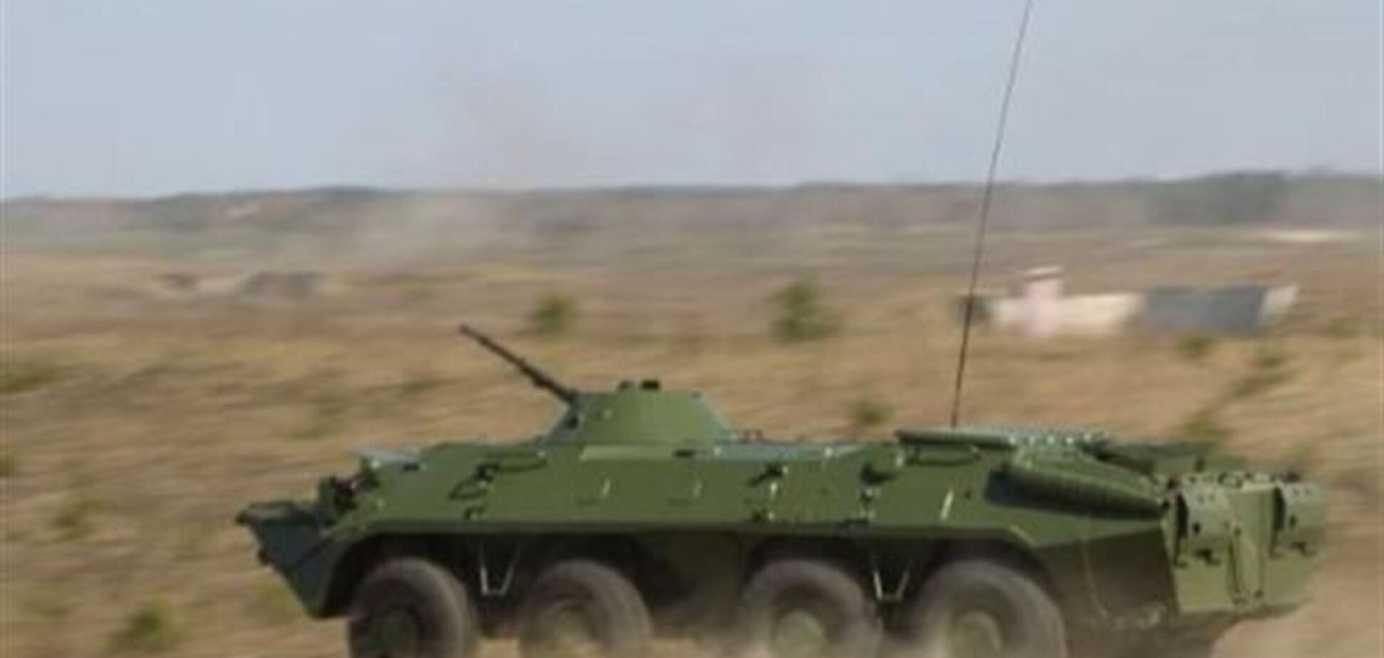 В Луганск введена военная техника из-за террористов в здании СБУ