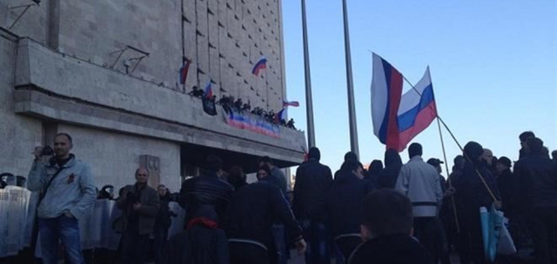 В Донецке сепаратисты увидели в сотрудниках военного училища 'американских наемников'