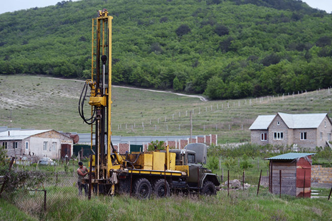 В Старом Крыму пробурили первую скважину с пресной водой