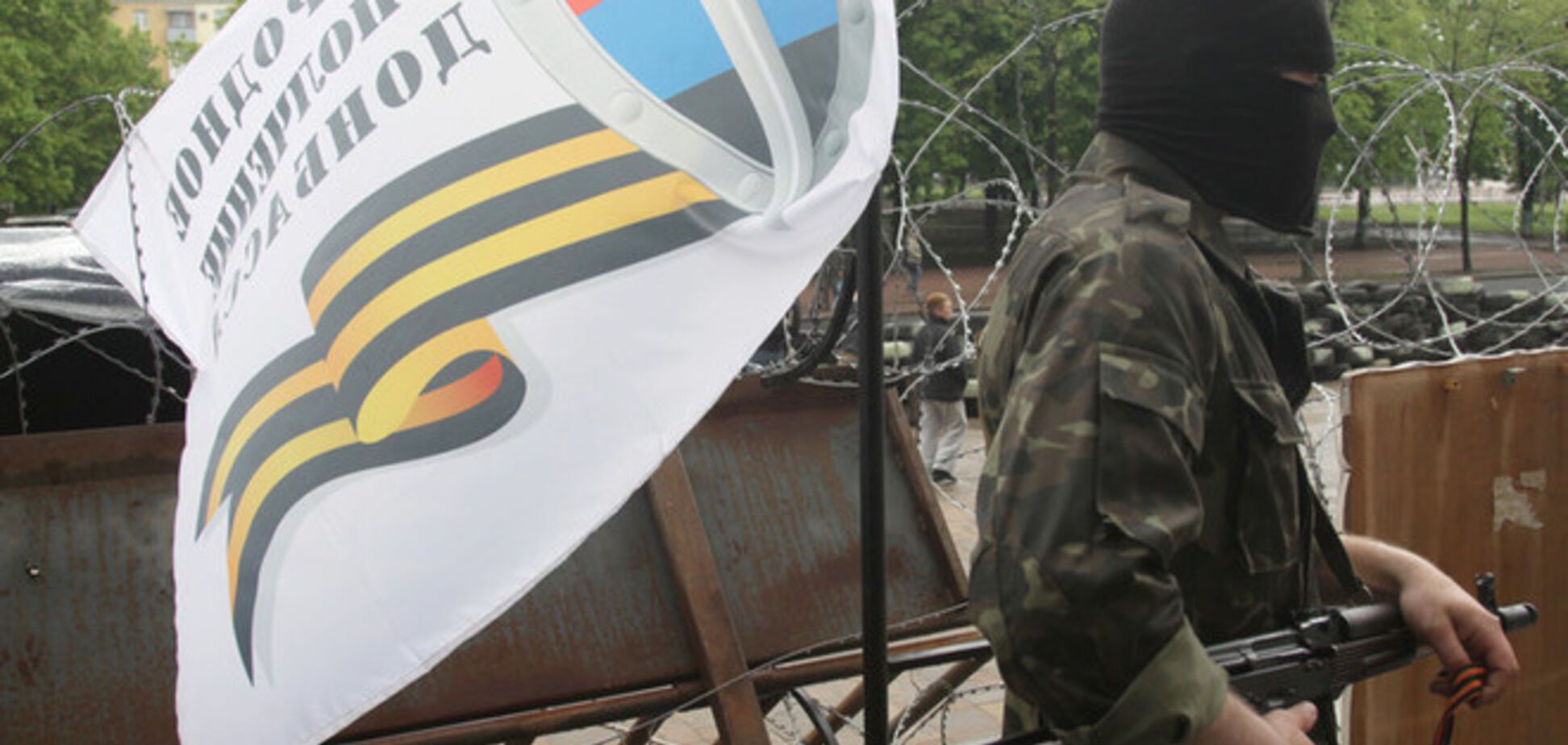Під Луганськом 30 невідомих обстріляли блокпост міліції