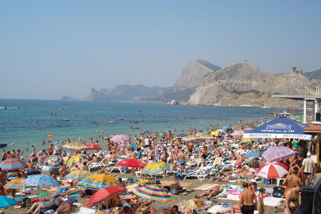 Росіянам доведеться забути про поїздки в Крим по материковій Україні