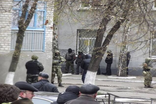 Пособники террористов захватили горотдел милиции в Красноармейске