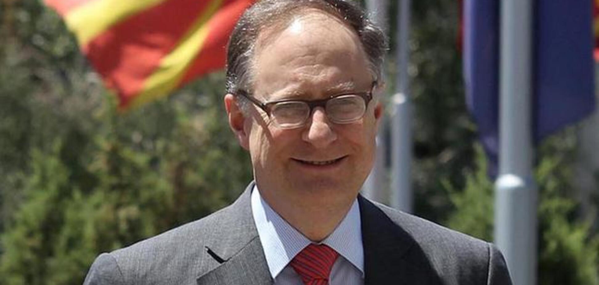 Замгенсека НАТО: мы вынуждены рассматривать Россию как противника