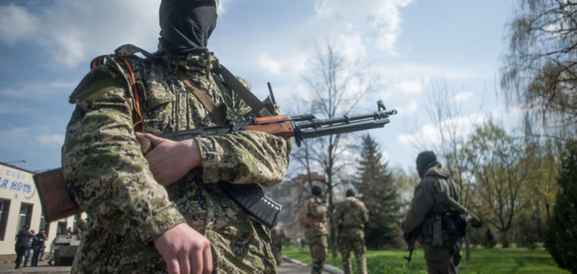 На Луганщині хлопців розстріляли за вітання 'Слава Україні!' - ВО 'Свобода'