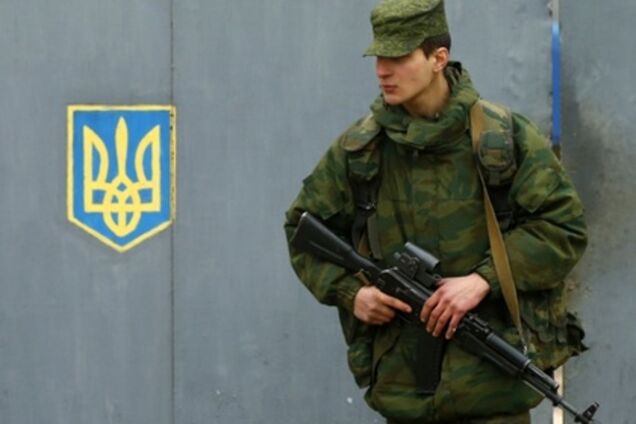 На Одещині з військової частини втекли троє військових зі зброєю