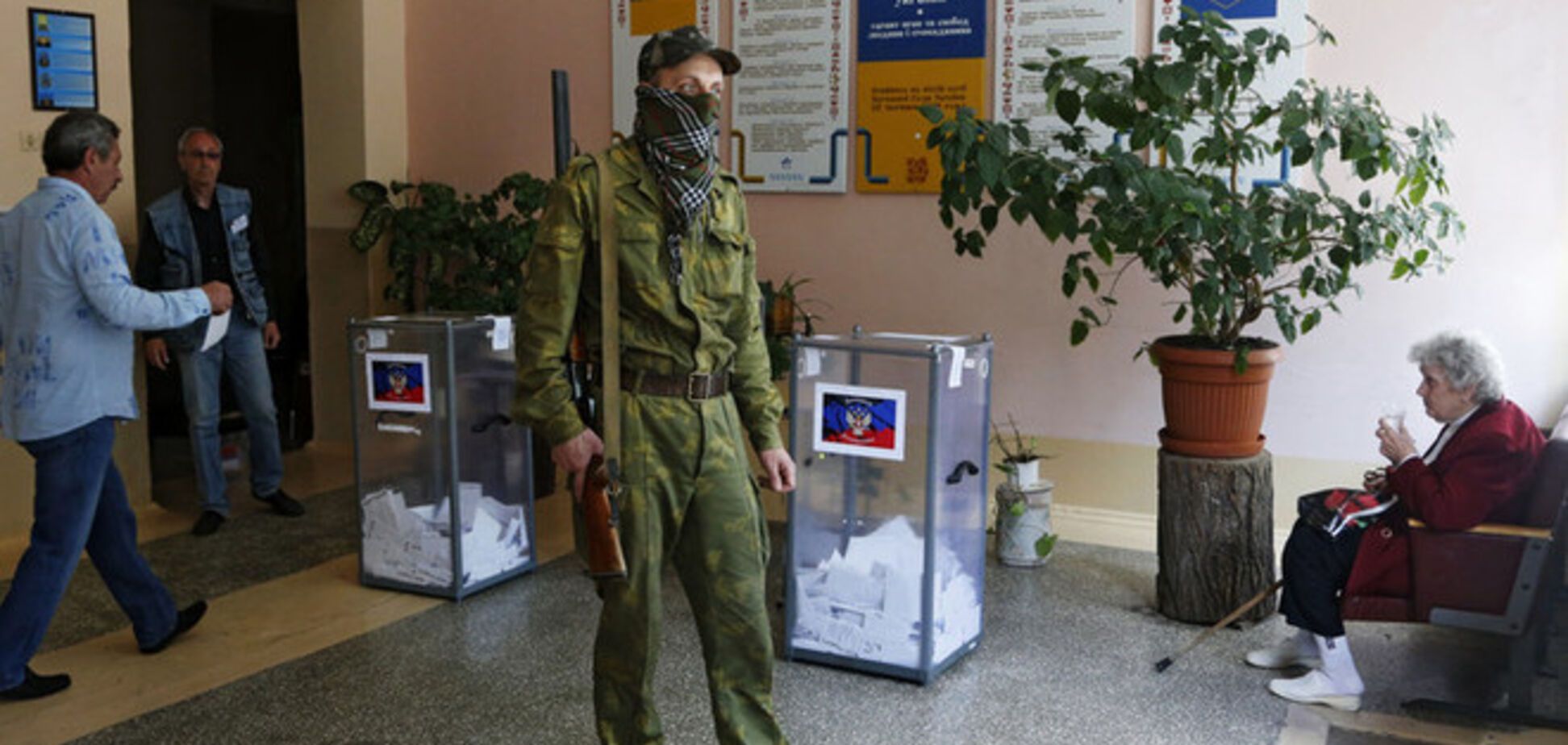 За незалежність Донбасу на 'референдумі' голосують люди з інших регіонів