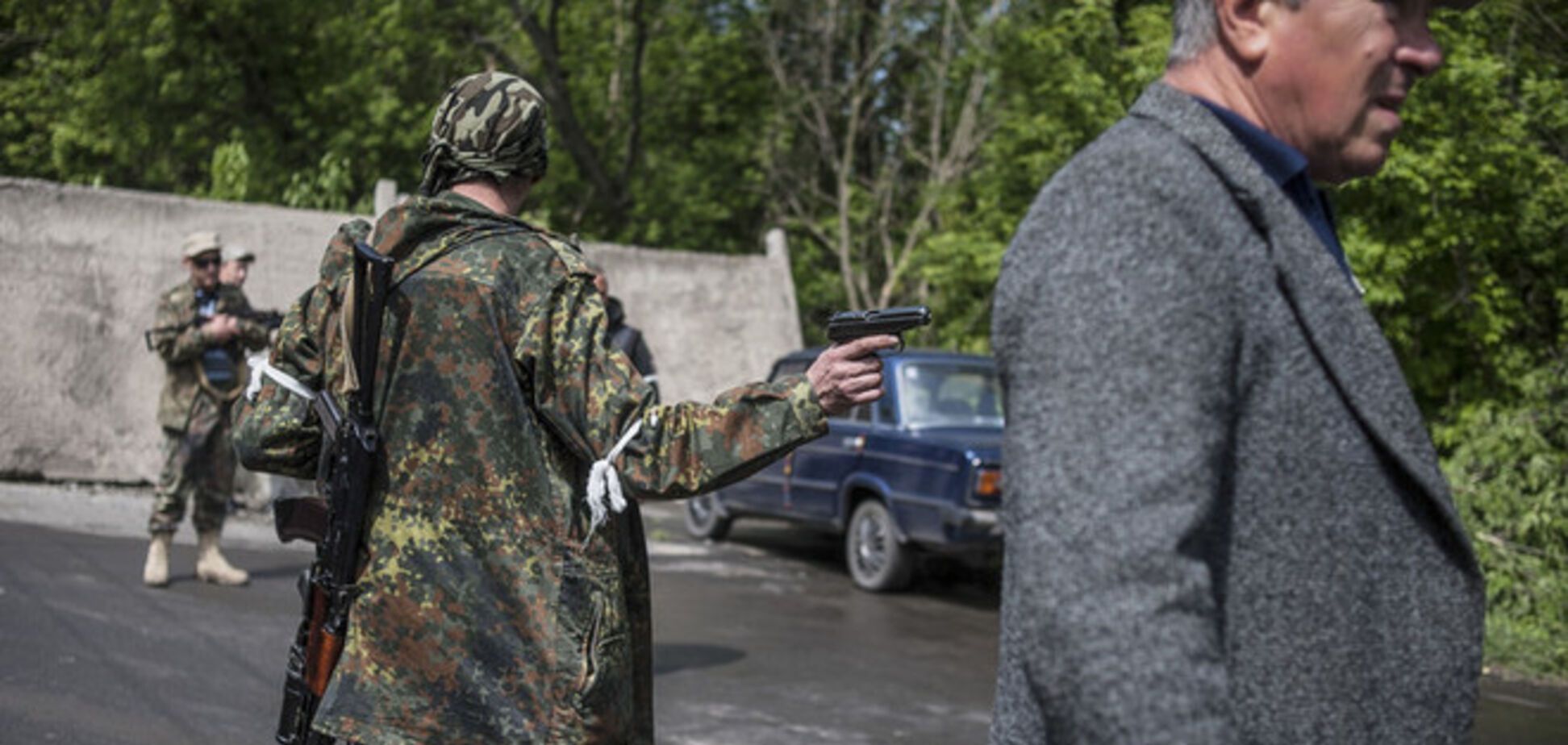 В Донецке террористы украли из музея оружие времен Второй мировой