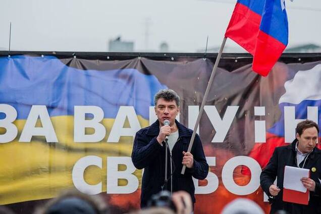 Нємцов: Донецьк і Луганськ до складу Росії не візьмуть. Занадто дорого!