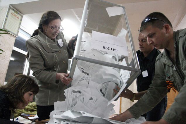 Итоги луганского 'рефередума' объявят на митинге 12 мая