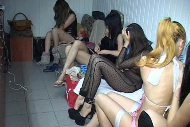 В киевском стриптиз-клубе обнаружили бордель