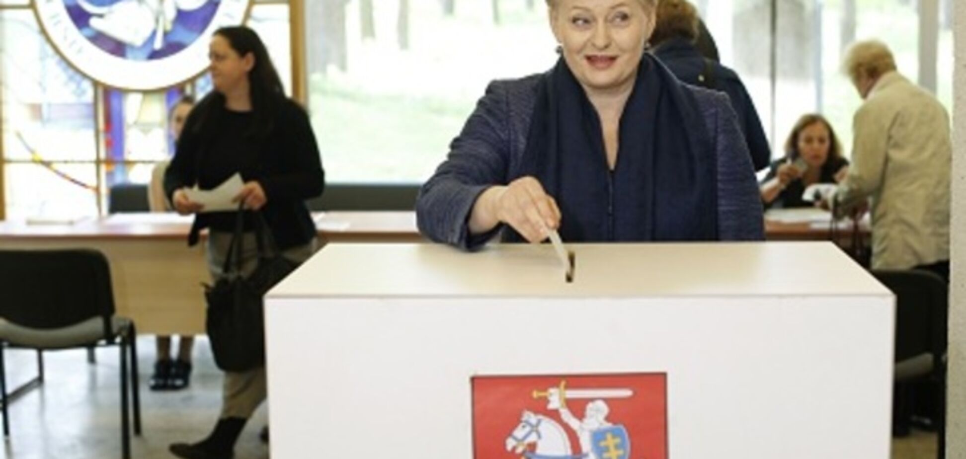 Грибаускайте и Бальчитис  вышли во второй тур выборов президента Литвы 