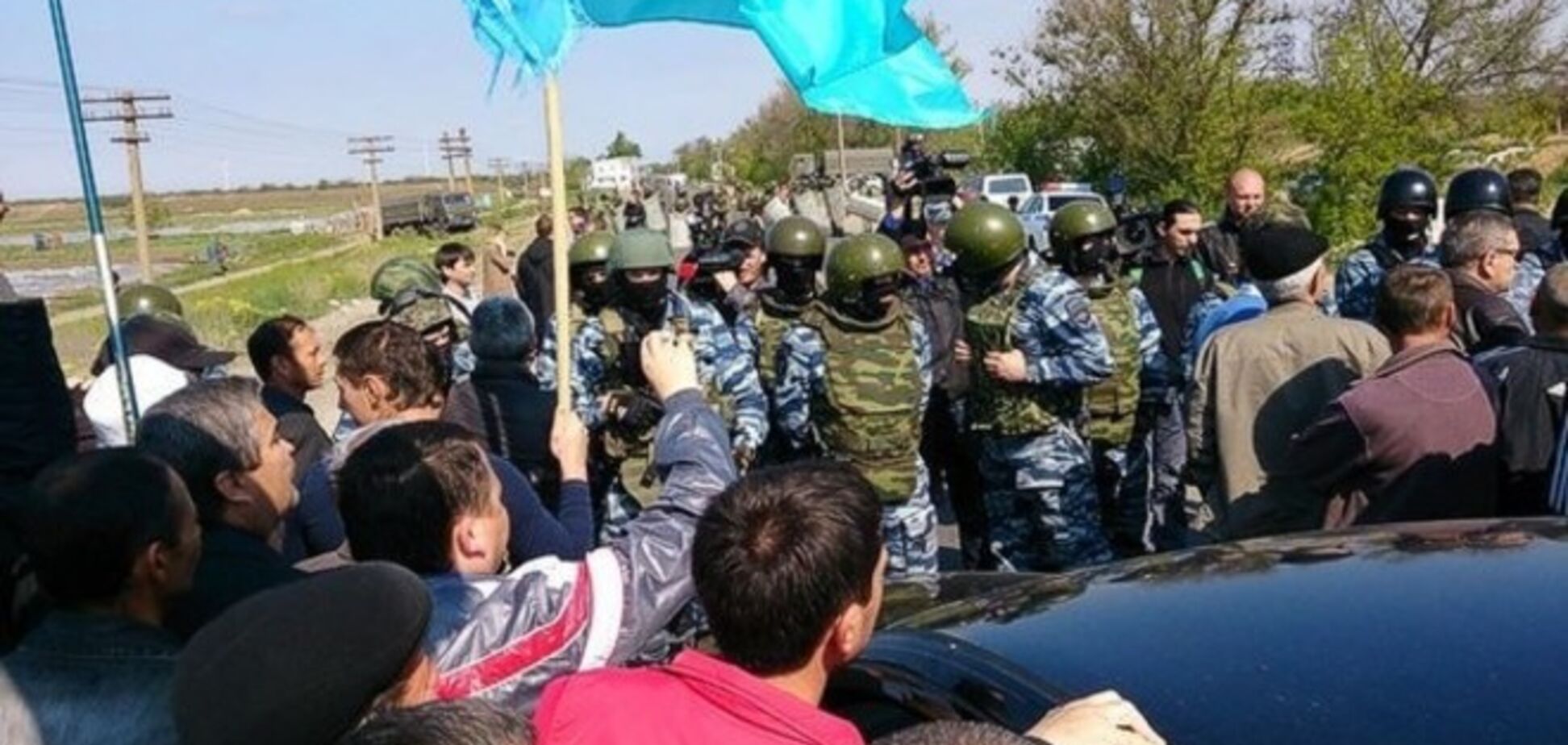 Російські суди оштрафували 49 кримських татар за підтримку Джемілєва