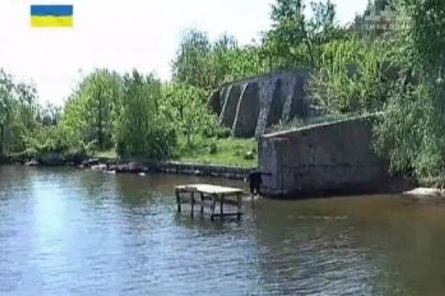 Царев поставил стену и вооруженных боевиков возле своего особняка