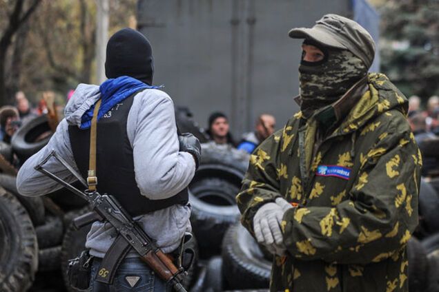 Террористов на Донбассе россияне снабжают деньгами и наркотиками - СМИ