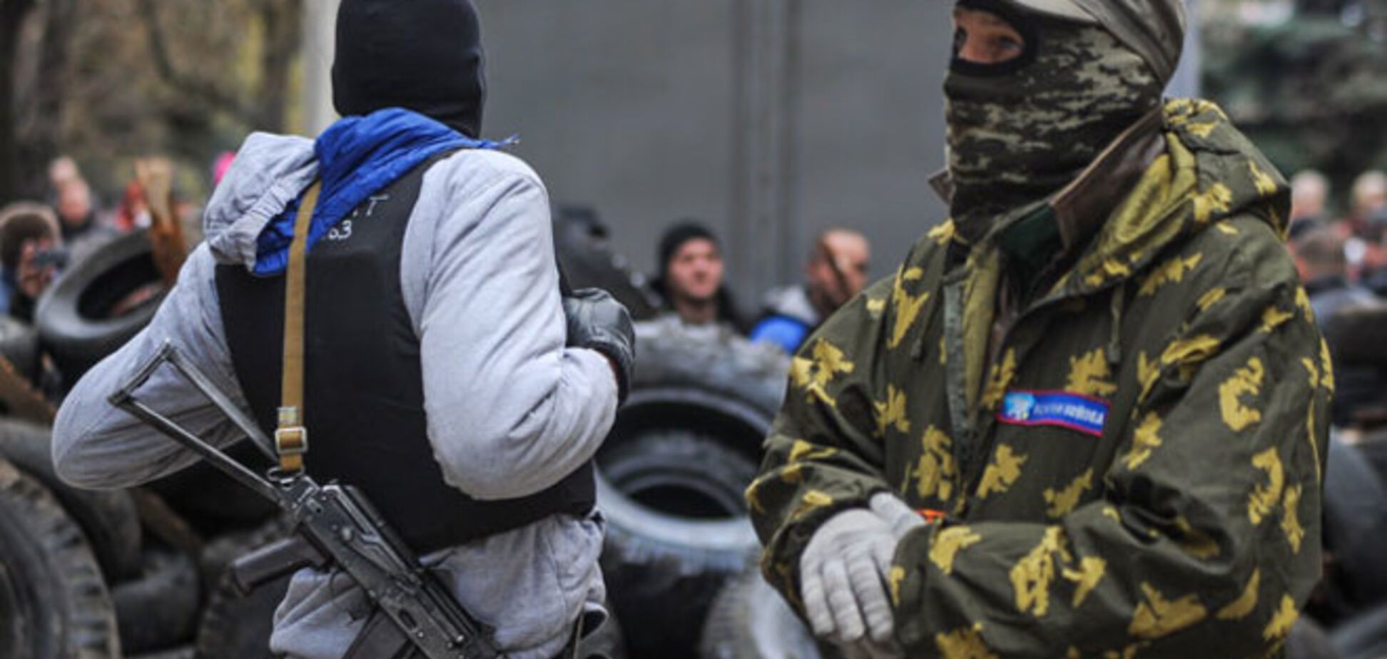 Террористов на Донбассе россияне снабжают деньгами и наркотиками - СМИ