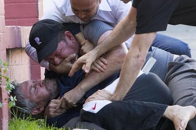 Друзья-миллиардеры в драке выбили себе зубы из-за Миранды Керр