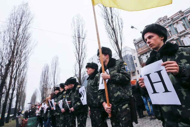 Заблокированная террористами воинская часть в Донецке отказалась присягать'народной республике'