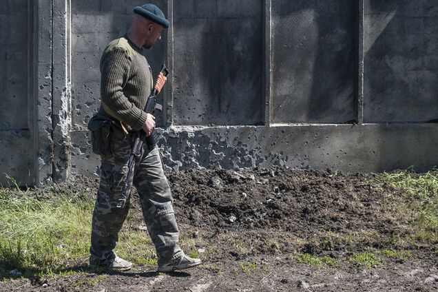 Террористы остановили работу управления НБУ в Донецкой области