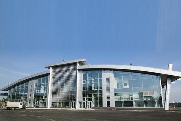 После 'минирования' 'Борисполя' взрывчатку искали в 'Жулянах'