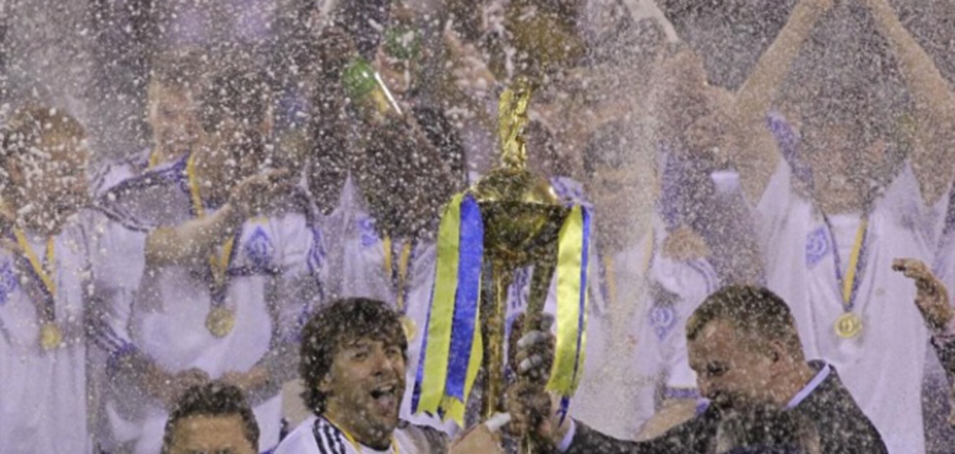 'Динамо' завоевало Кубок Украины, победив в финале 'Шахтер'