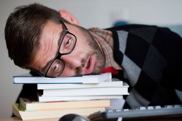 Японцы разработали очки, предупреждающие о переутомлении