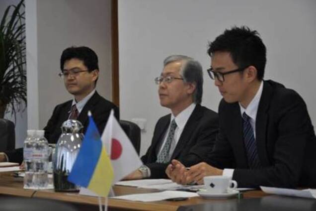 Япония решила помочь крымским беженцам