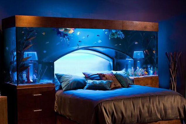 Кровать-аквариум и пляж под столом. 33 невероятных идеи для вашего дома