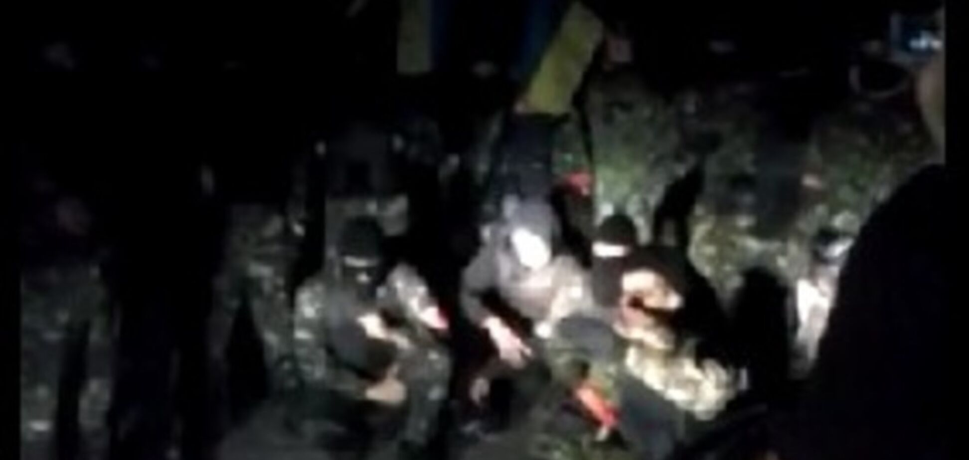 В Запорожье милиция перепутала 'Правый сектор' с террористами. Видеофакт