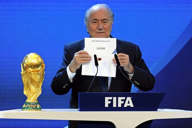 Президент ФИФА признал ошибочным решение отдать Катару ЧМ-2022