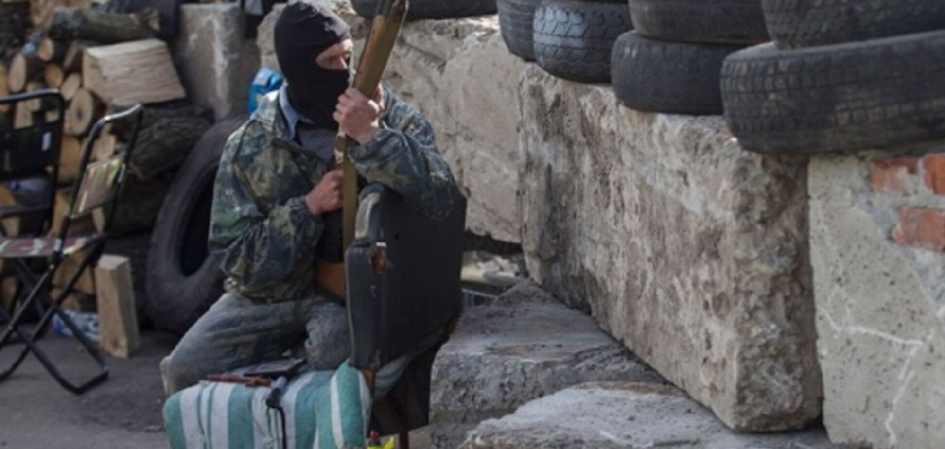 В Славянске слышали мощные взрывы и стрельбу