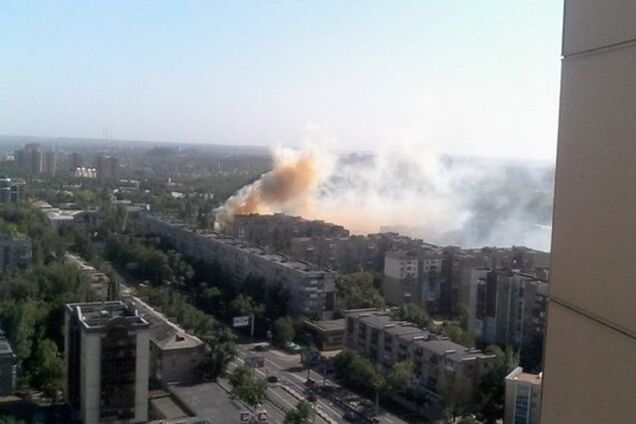 Жители Донецка приняли пожар в нежилом здании за штурм воинской части