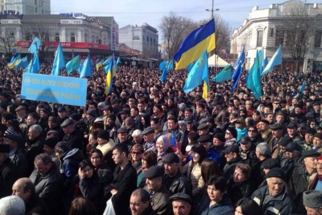 Марионетки Кремля предложили крымским татарам митинговать на кладбище