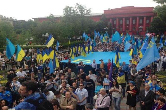 Киев почтил память жертв депортации крымских татар