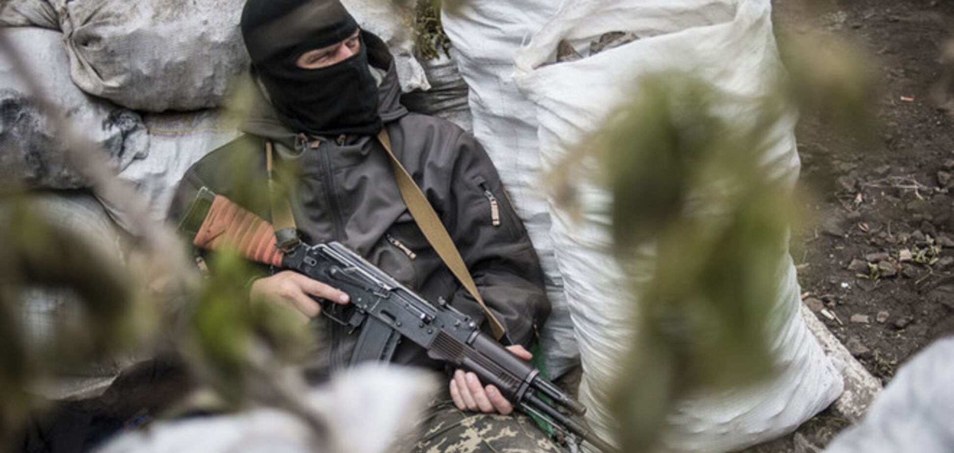 У террористов на востоке Украины отчаянное положение - Немцов