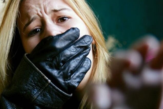 В Донецкой области террористы похитили главу избирательного округа и захватили еще одну ОИК