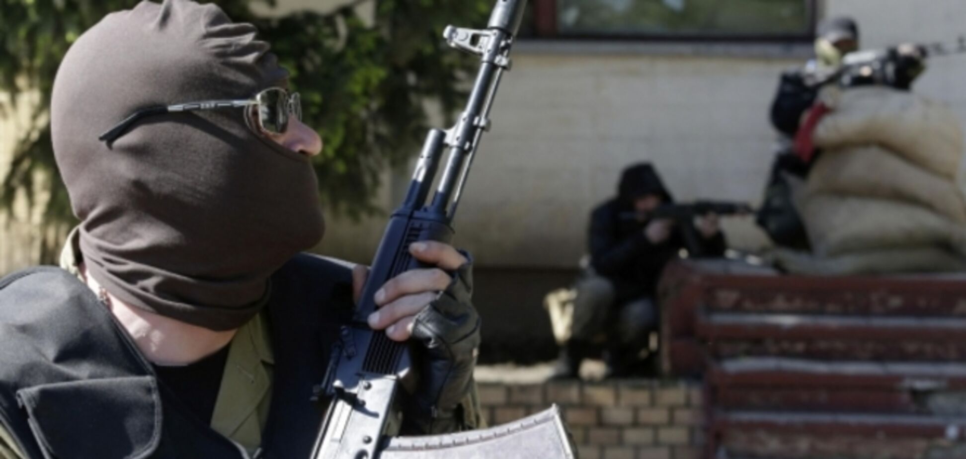 В Донецке террористы ДНР угрожают сжечь избирательный участок 