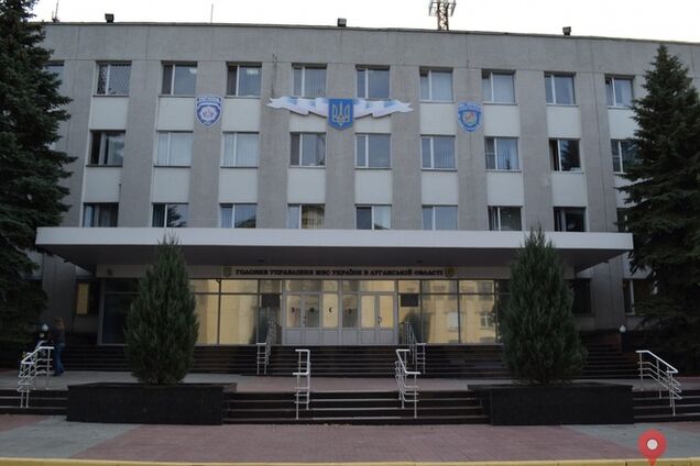 На Луганщине террористы во время захвата областной милиции в оружейную комнату не попали