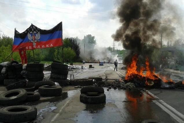 На Донетчине захватили прокуратуру и здание РГА