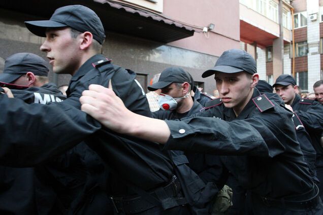 Террористы покинули райотдел милиции в Красноармейске