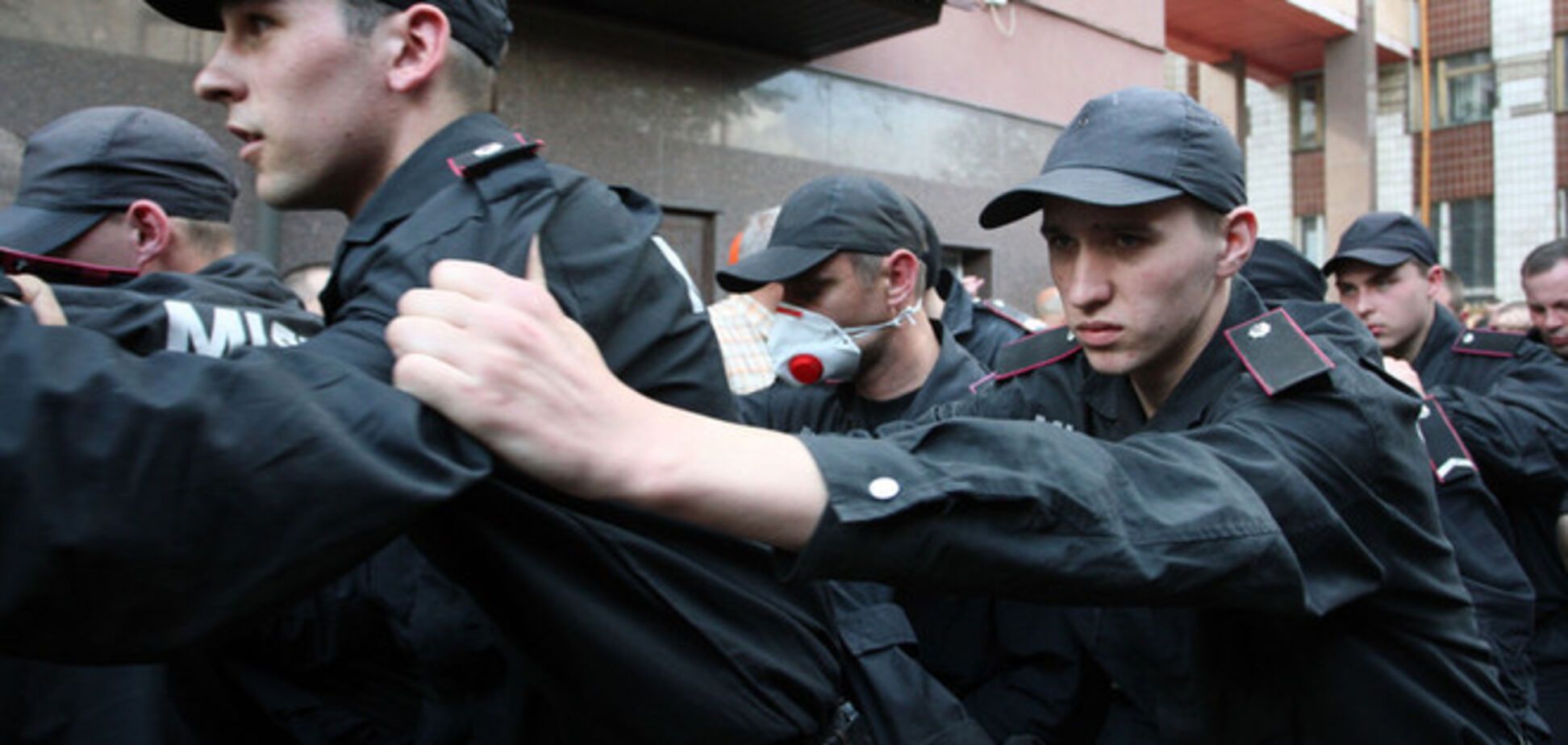 Террористы покинули райотдел милиции в Красноармейске
