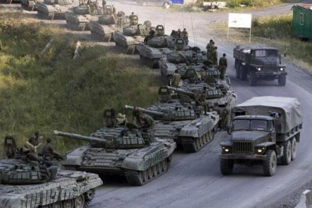 Группа Тымчука не видит отвода войск РФ, а пограничники не замечают их в 10 км от границы