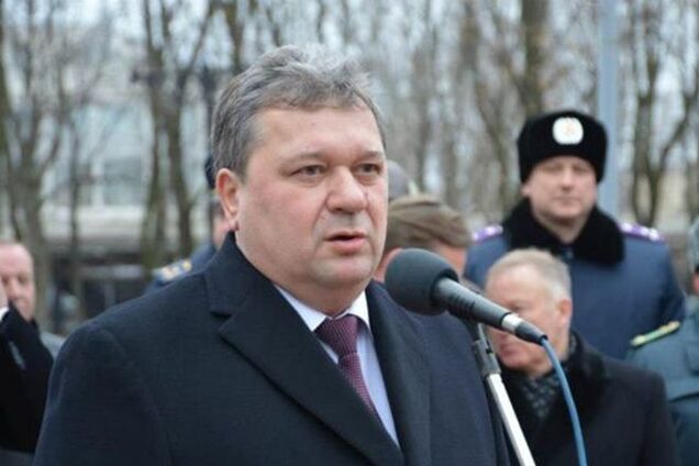 Луганский облсовет хочет и дальше работать, несмотря на 'новые органы власти'