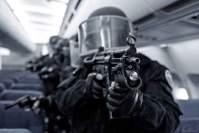 Коновалюк: Солдати-строковики не повинні займатися нейтралізацією терористичних груп