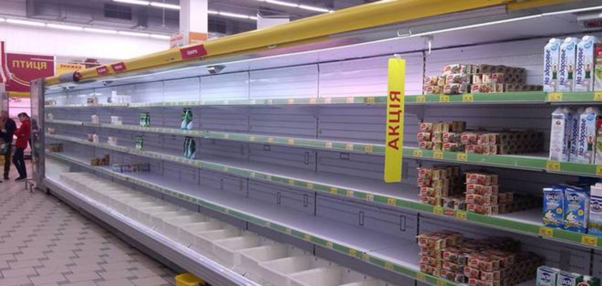 РФ сняла запрет на поставку украинских продуктов в Крым, на въезде в полуостров скопилась очередь фур - журналист