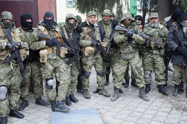 У Коломойського в кілька разів підвищили винагороду за здану зброю терористів