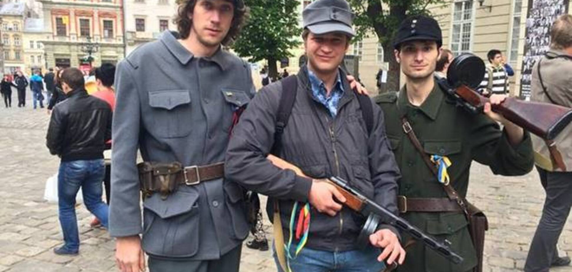 Дизайнер Лебедев уволил главу киевского офиса за фото с 'бандеровцами'